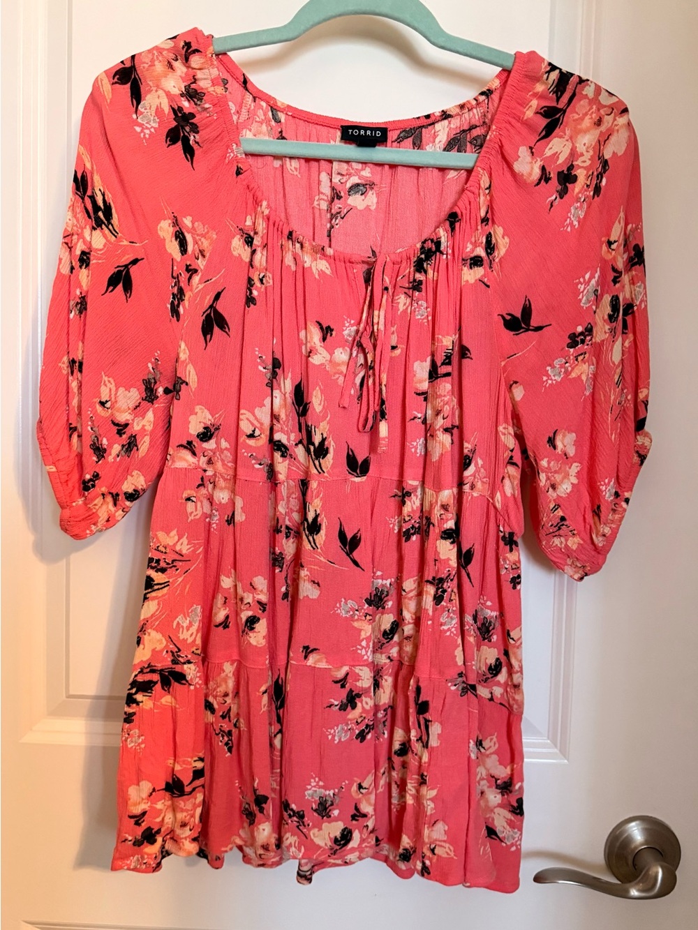 Women’s Torrid Pink Floral Tunic Blouse Size 00